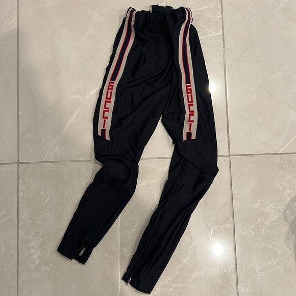 Gucci Pants & Jumpsuits Gucci Leggings Poshmark